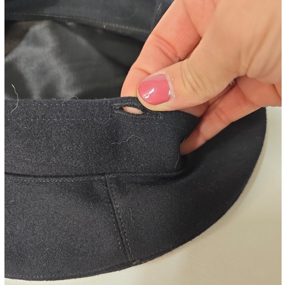 Vintage Classic Black Felt Beret Hat Wool Blend Lined Adjustable Vintage Style - Picture 5 of 7